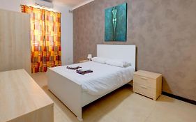 Modern 2 Bedroom Maisonette In Central Sliema